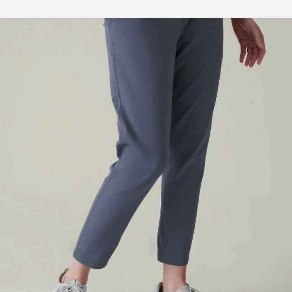 Athleta Elation Pants Granite Blue
Medium Tall Power Of She - Picture 16 of 16